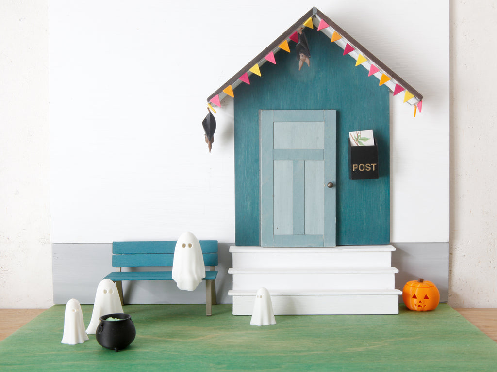 Miniatur Gespenst sitzend