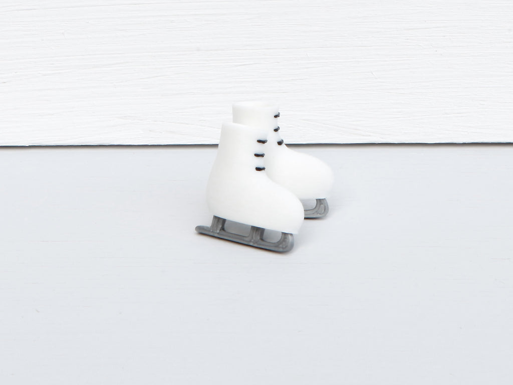 Miniatur Schlittschuhe für die Wichteltür