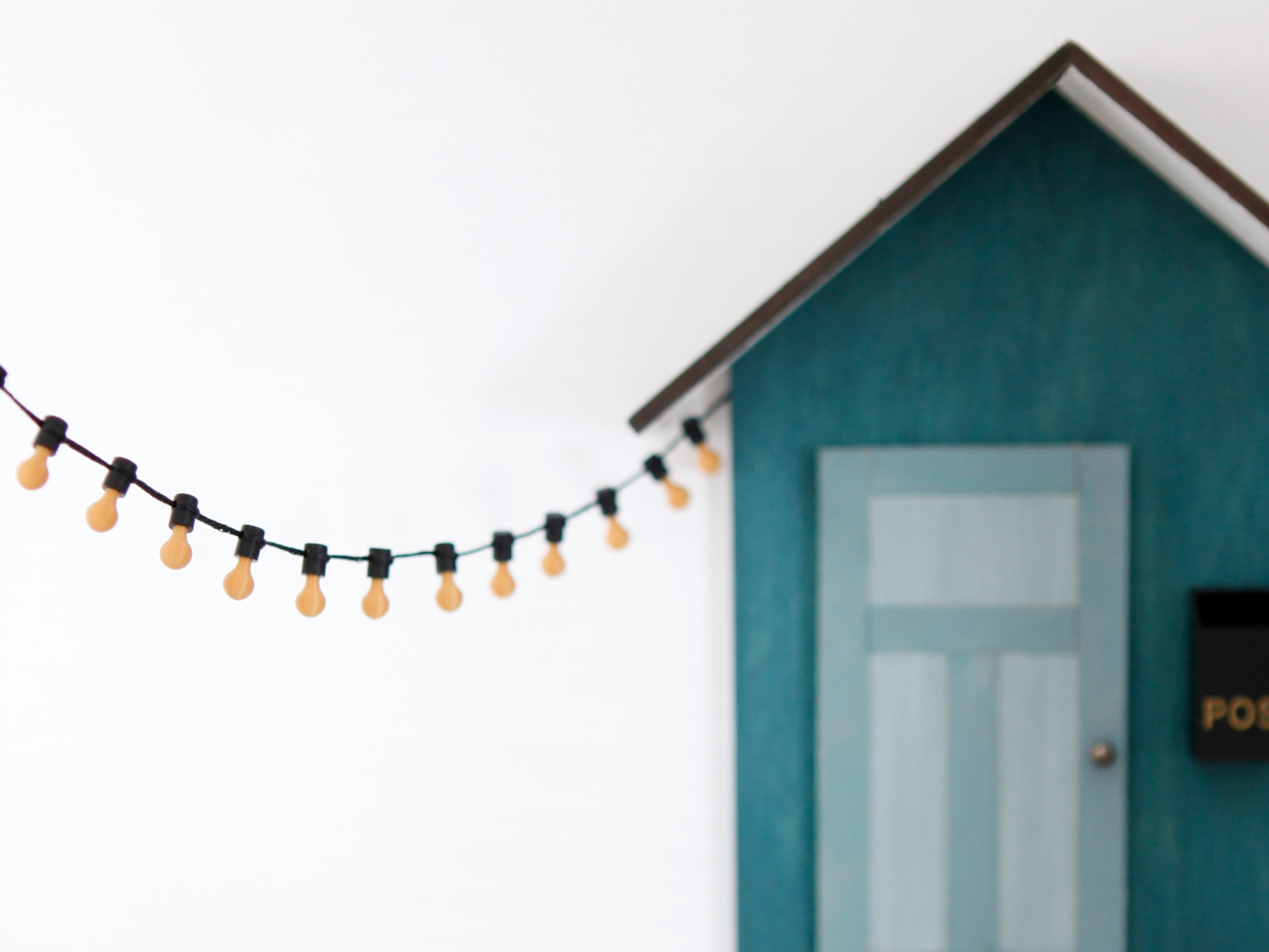 Miniatur Lichterkette für die Wichteltür