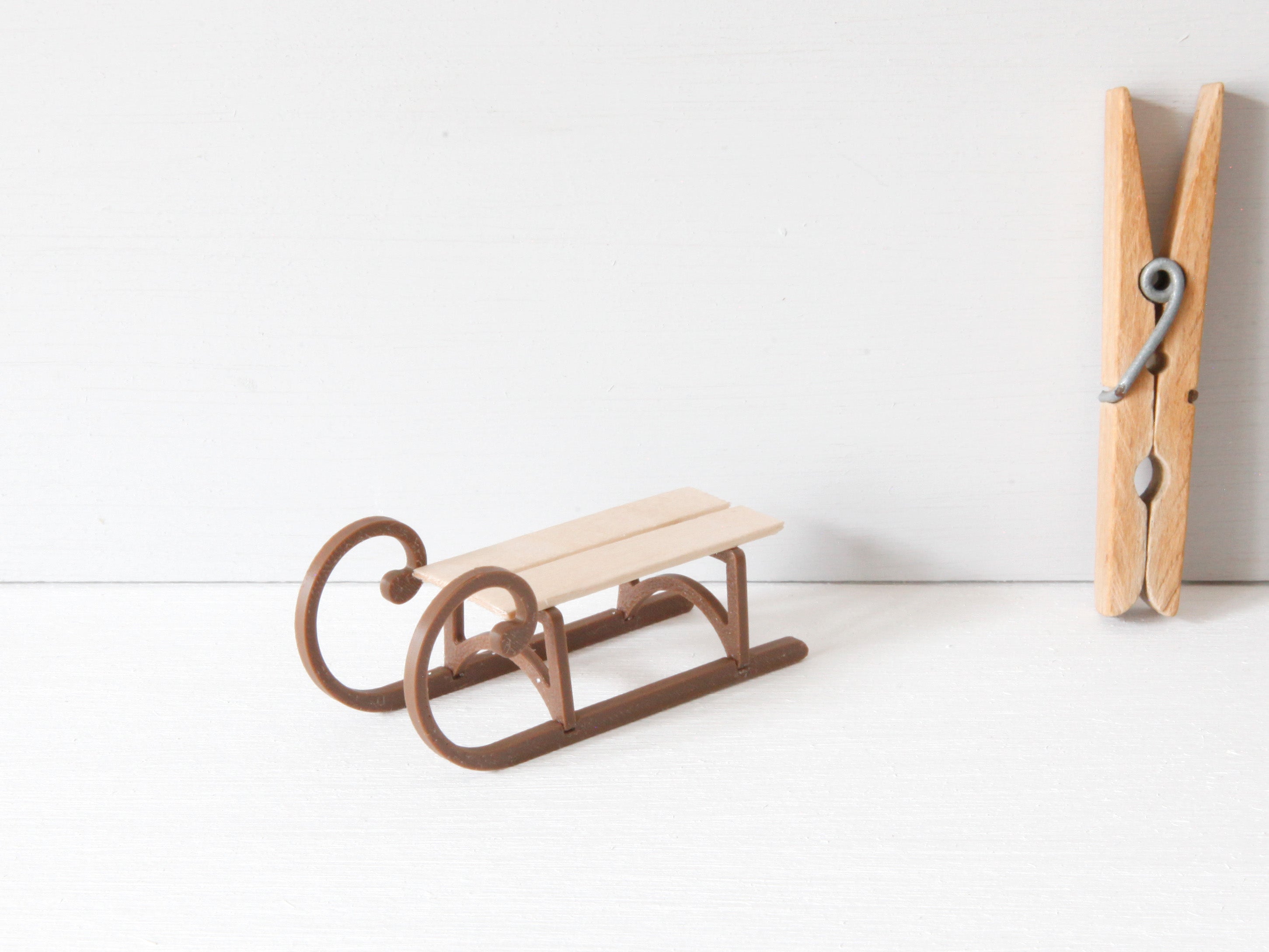 Miniatur Schlitten für die Wichteltür